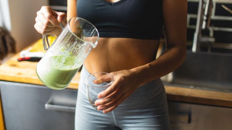 Receitas de Chás Detox Para Cada Momento do Dia